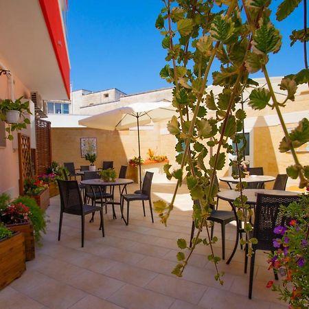 B&B Rita, Nel Cuore Del Salento Кавалліно-ді-Лечче Екстер'єр фото
