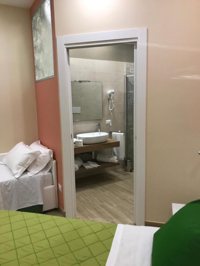 B&B Rita, Nel Cuore Del Salento Кавалліно-ді-Лечче Екстер'єр фото