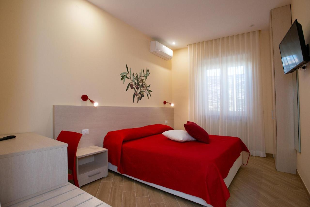 B&B Rita, Nel Cuore Del Salento Кавалліно-ді-Лечче Екстер'єр фото
